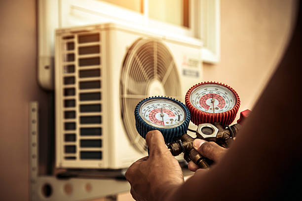 Professional Hvac Installation technician working in Lucas, TX